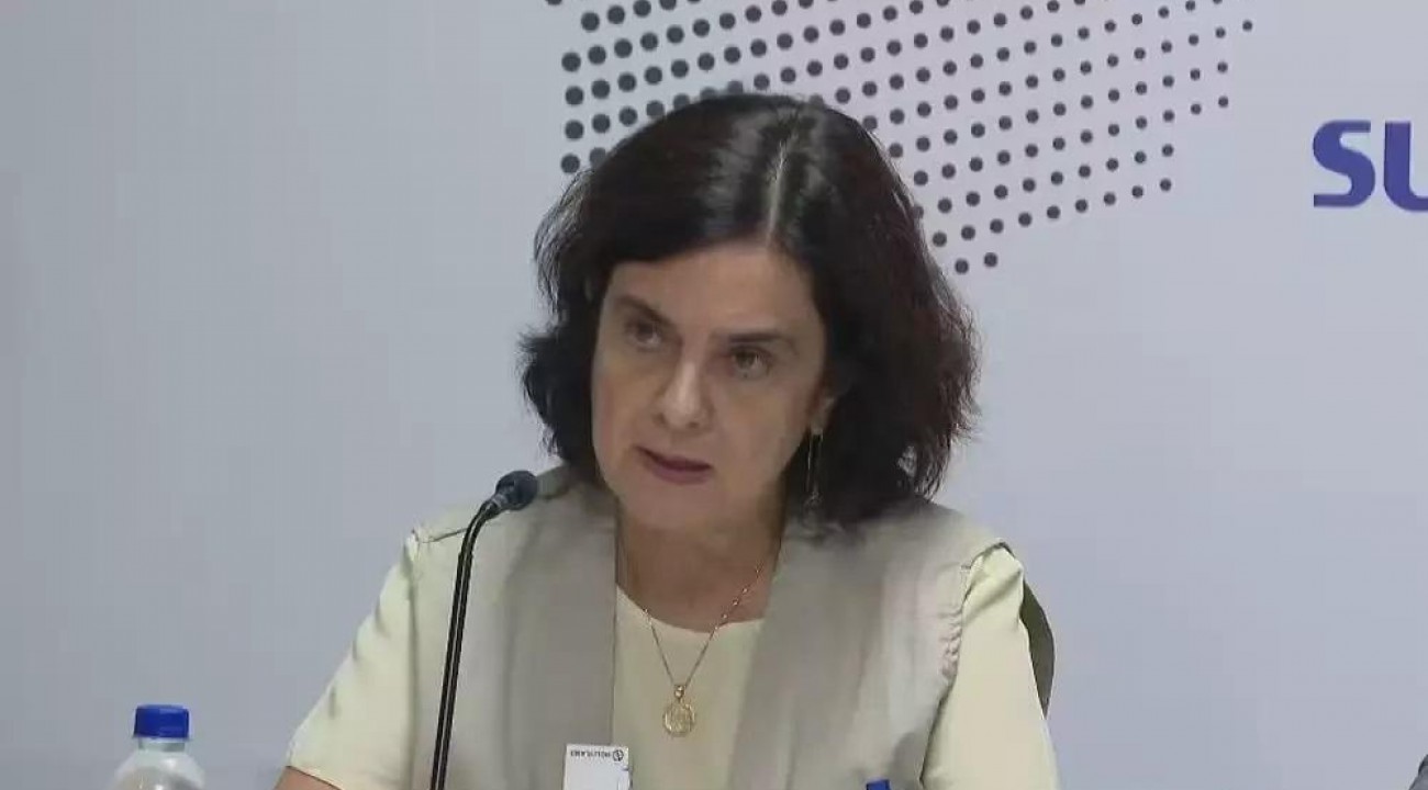 Ministra da Saúde anuncia recurso emergencial superior a R$ 200 milhões ao RS.